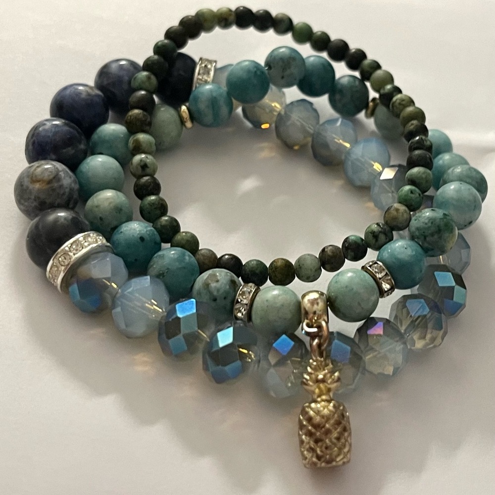 (3) blue/green elastic bracelets jewelry